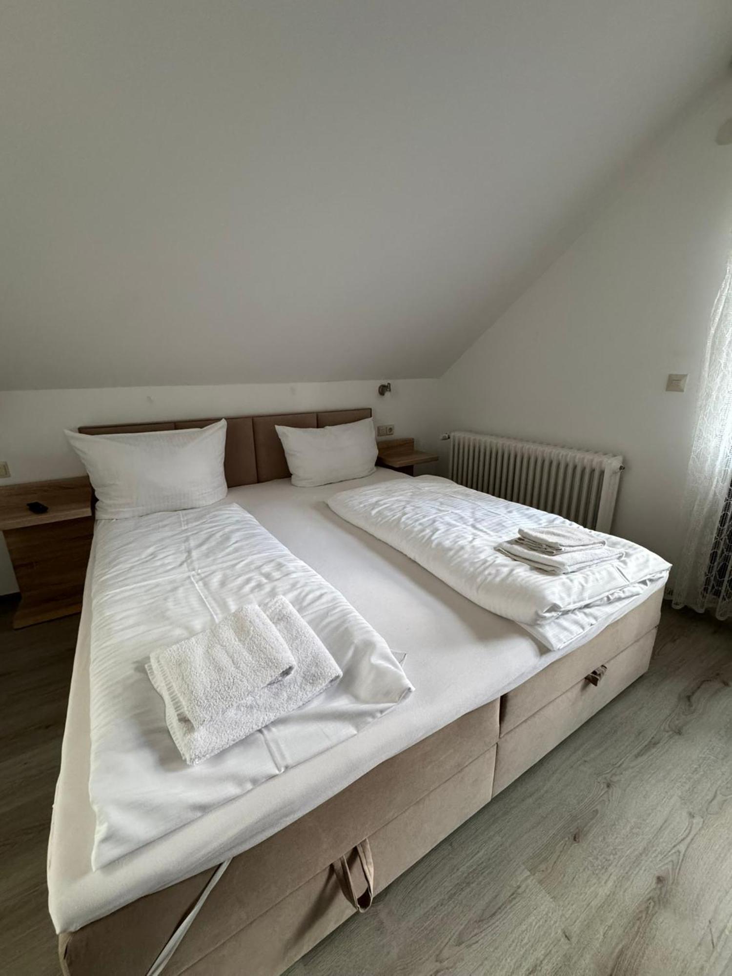 Hotel Gruener Baum - Hotel Im Murgtal, Schwarzwald Weisenbach Buitenkant foto