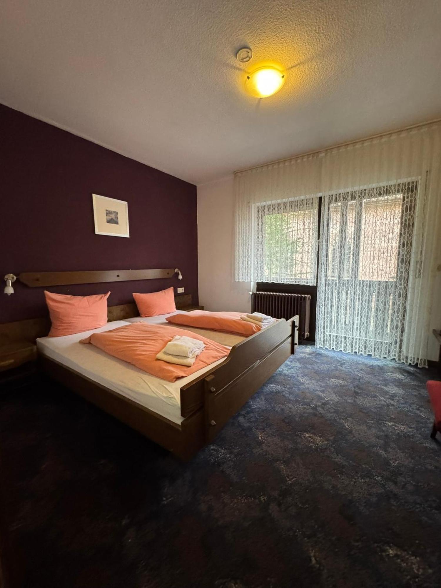 Hotel Gruener Baum - Hotel Im Murgtal, Schwarzwald Weisenbach Buitenkant foto